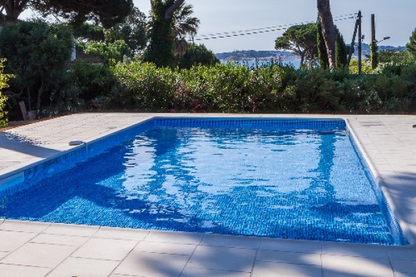 piscine-magiline (1098) Piscine Charente Maritime 17